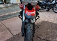 MOTO GUZZI V85 TT 850 ROSSO