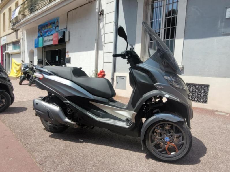 PIAGGIO MP3 530 HPE EXCLUSIVE