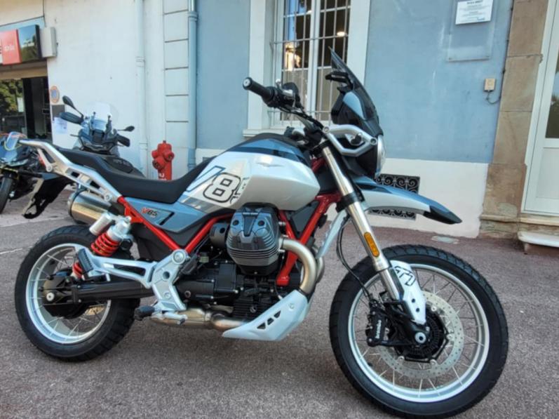 MOTO GUZZI V85 TT 850 GRIGIO TAMBORA