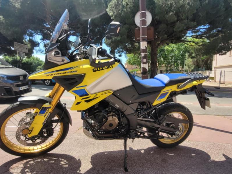 SUZUKI DL V-STROM 1050