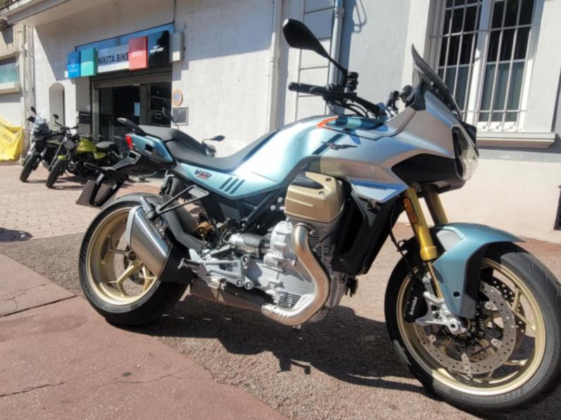 MOTO GUZZI V100  MANDELLO